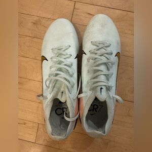 Nike Mercurial CR7 cleats worn once!